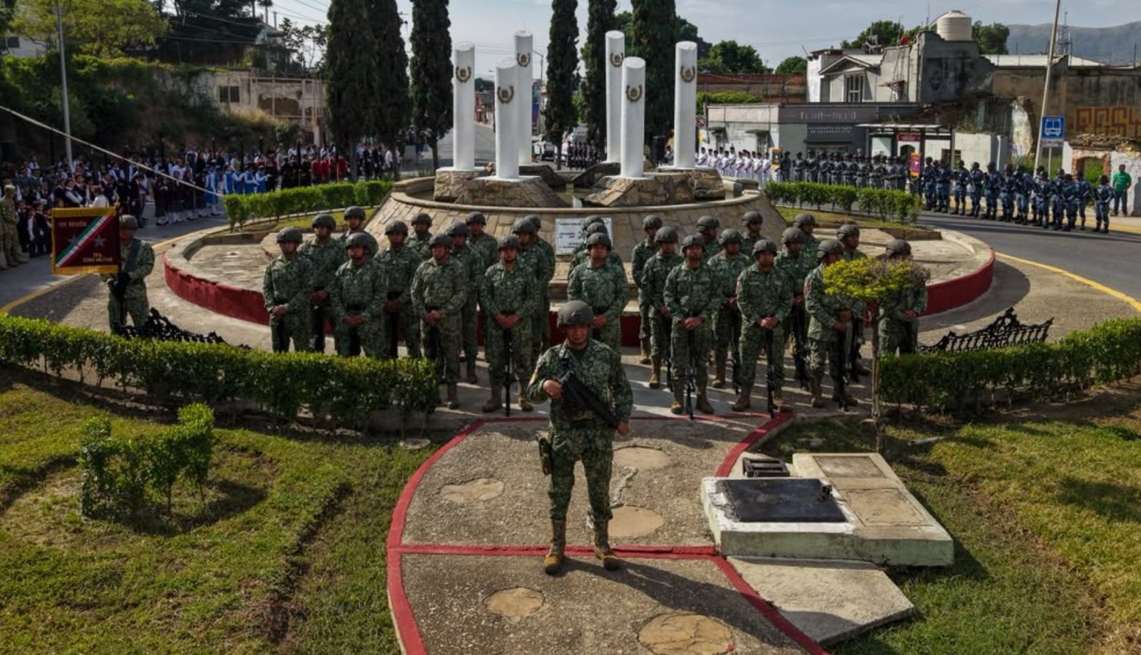 Gobernador Salomón Jara conmemora aniversario de los Niños Héroes en Oaxaca