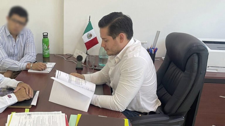 Nuevas denuncias contra funcionario de Salud Oaxaca