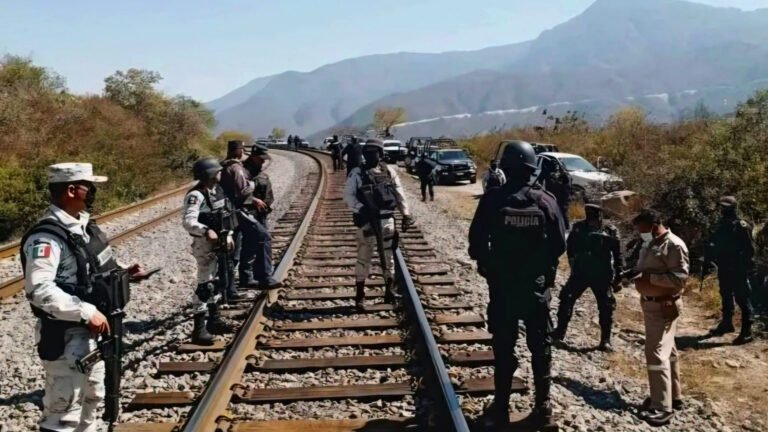 Asesinan a dos custodios ferroviarios en Acultzingo