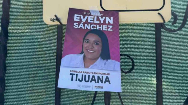 Evelyn Sánchez: imagen personal bajo logos oficiales