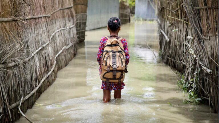 Infancia bajo riesgo climático; gobierno proyecta recorte
