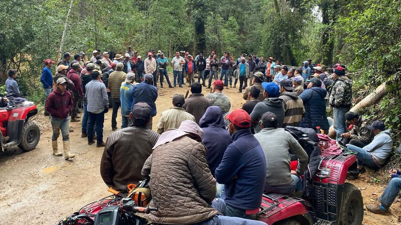 El Balcón: seis liberados no cierran la crisis